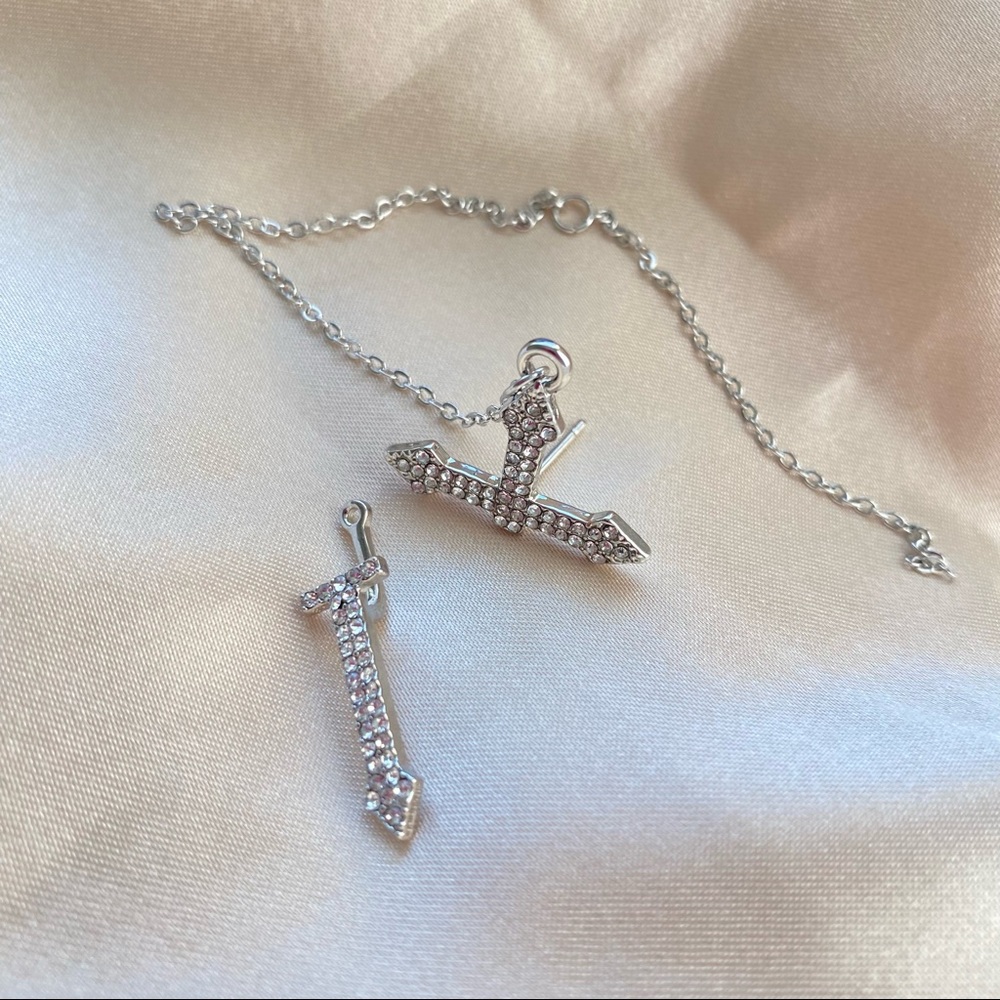 💙Rhinestones Cross Earrings Single Ear Climber - Picture 2 of 11